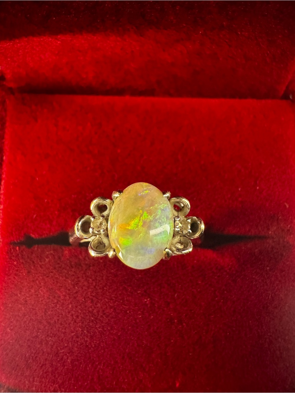Platinum ring with Australian opal and 2 diamonds .Size 5.5